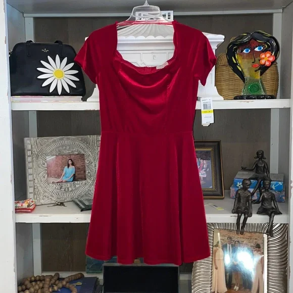 open lace back dress Black Red A-line Deep V-veck Cheap Long Prom Dresses Online,12949   SposaDresses